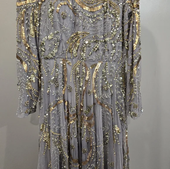 NWT Mac Duggal PLATINUM GOLD LONG SLEEVE‎ EMBELLISHED ILLUSION GOWN… - Picture 10 of 12